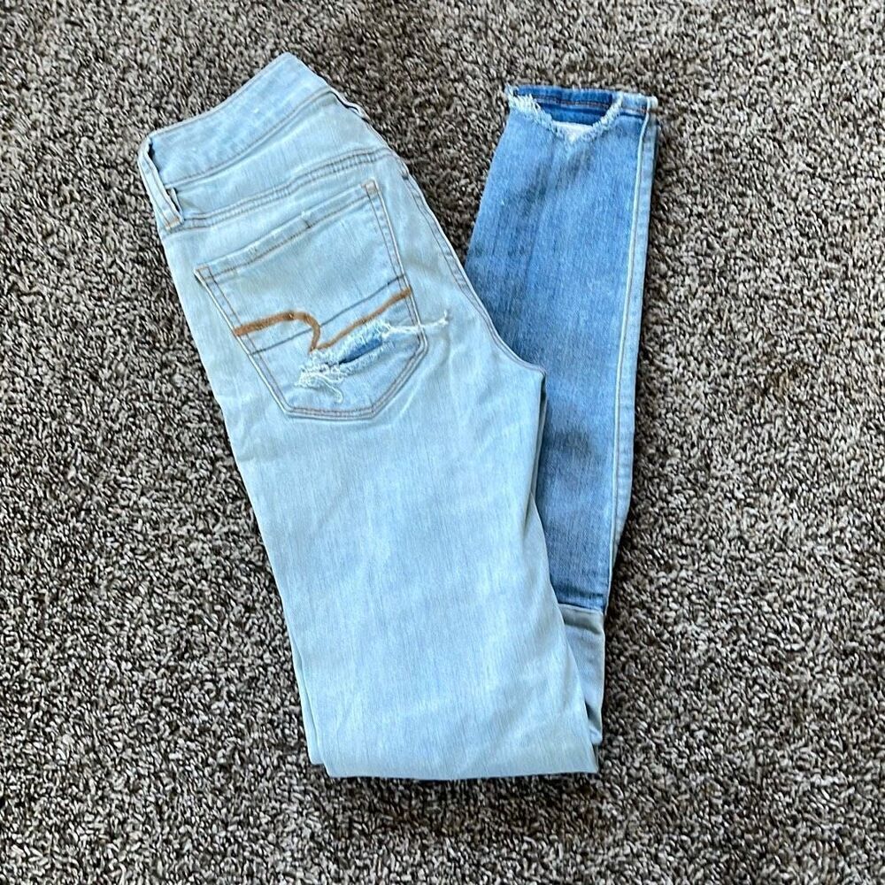 American Eagle high rise jegging two tone distressed size 0 regular